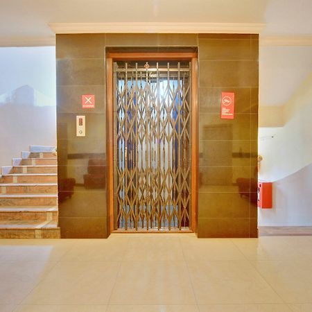 Oyo 10596 Hotel Indu Hyderabad Ngoại thất bức ảnh