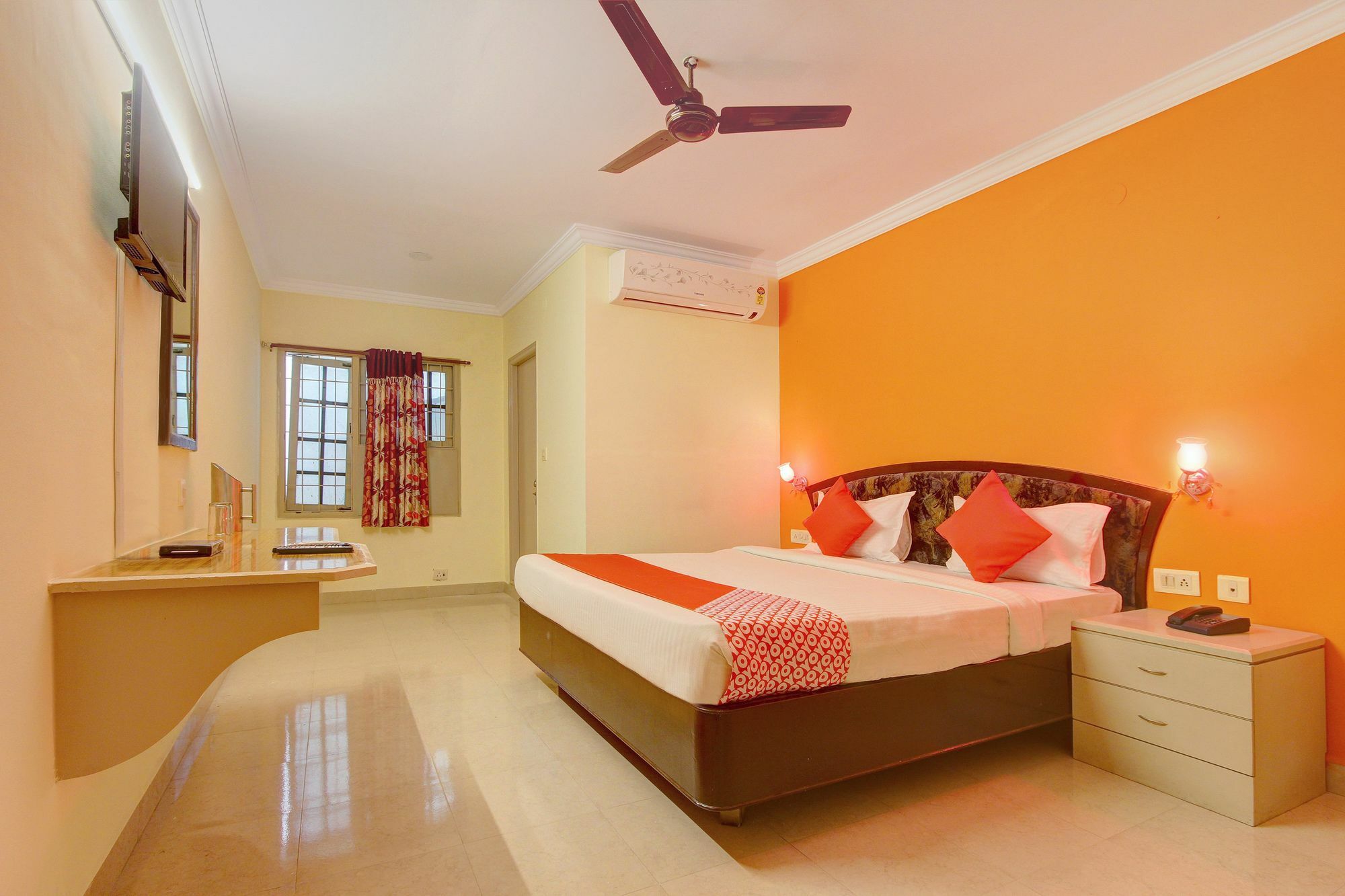 Oyo 10596 Hotel Indu Hyderabad Ngoại thất bức ảnh